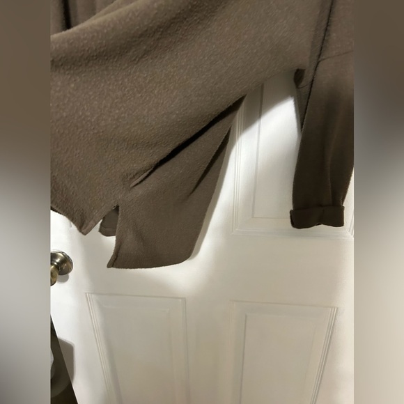 𝅺johnny becca size Large oversized long sleeve sweater - Picture 6 of 10